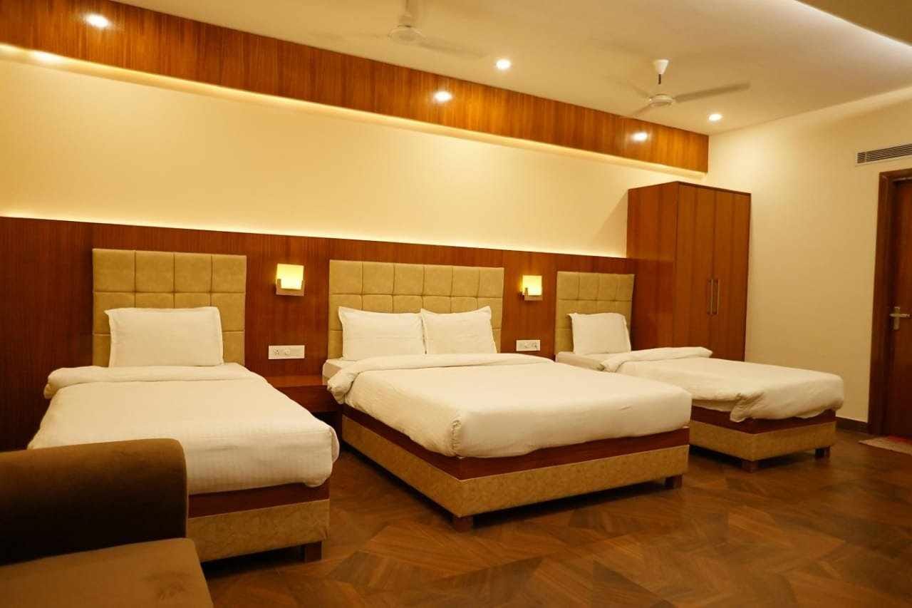 4 Bed Non-AC Room at Sri Janaki Mahal Trust - Spacious room with natural ventilation